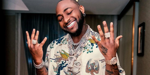 Davido will be gifting N20M to 20 lucky Nigerians