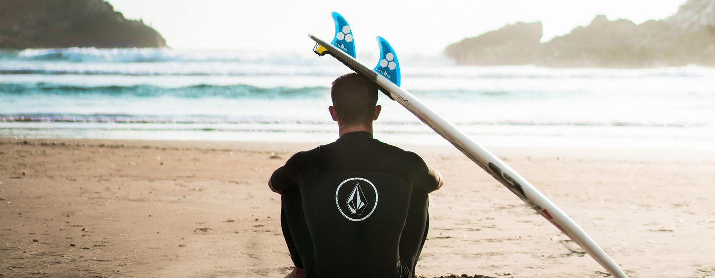 Australian surfers journey local weather motion wave — World Points
