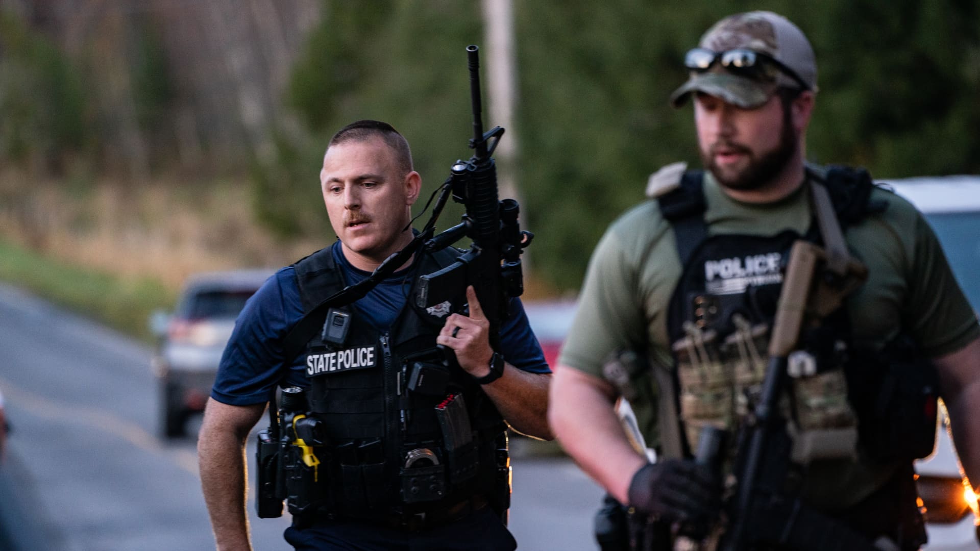 Maine capturing manhunt enters second day