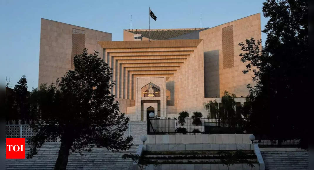 Pakistan SC declares trial of civilians in army courts null and void